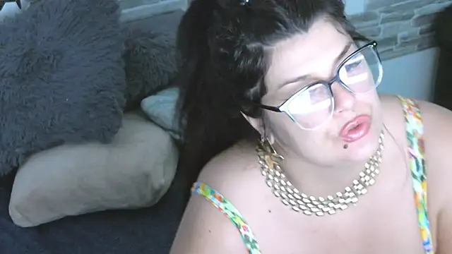TinaMaay online show from 05-17-26, 10:33