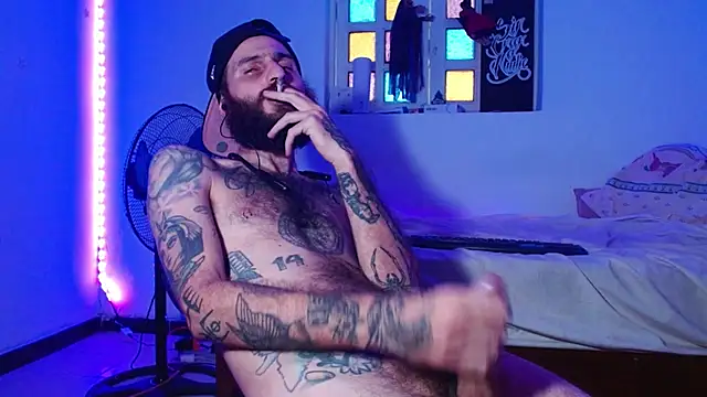 Tatted21xxx online show from 10-23-25, 09:13