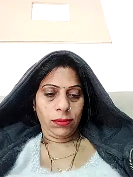 Snapshot of Manmohini123 chatting on 01-18-25, 06:45 Manmohini123 online show from 01-18-25, 06:45