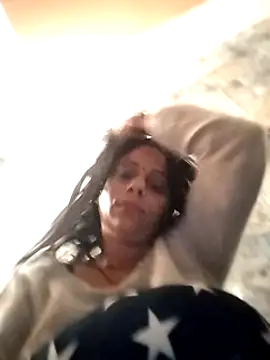 Snapshot of Manmohini123 chatting on 01-26-25, 04:20 Manmohini123 online show from 01-26-25, 04:20