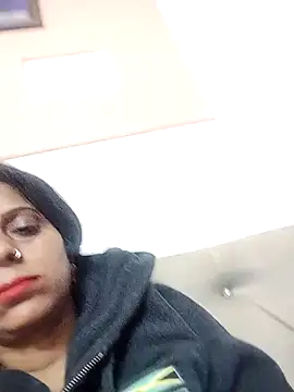 Snapshot of Manmohini123 chatting on 02-02-25, 04:00 Manmohini123 online show from 02-02-25, 04:00