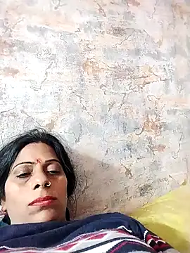 Snapshot of Manmohini123 chatting on 02-04-25, 08:02 Manmohini123 online show from 02-04-25, 08:02