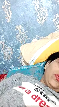 Snapshot of Manmohini123 chatting on 02-09-25, 09:47 Manmohini123 online show from 02-09-25, 09:47