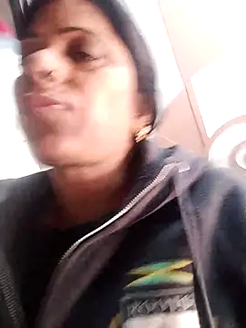 Snapshot of Manmohini123 chatting on 02-15-25, 05:51 Manmohini123 online show from 02-15-25, 05:51