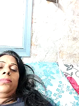 Snapshot of Manmohini123 chatting on 02-22-25, 12:40 Manmohini123 online show from 02-22-25, 12:40