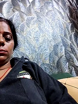 Snapshot of Manmohini123 chatting on 02-28-25, 02:31 Manmohini123 online show from 02-28-25, 02:31