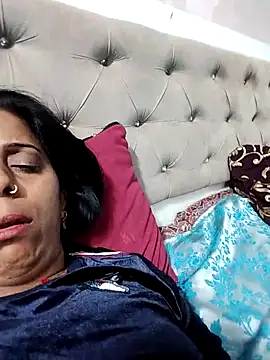 Snapshot of Manmohini123 chatting on 03-01-25, 04:33 Manmohini123 online show from 03-01-25, 04:33