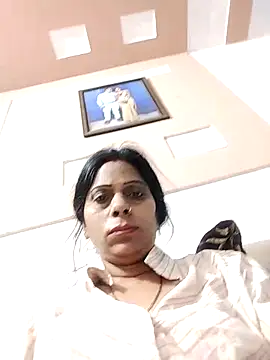 Snapshot of Manmohini123 chatting on 03-07-25, 05:17 Manmohini123 online show from 03-07-25, 05:17