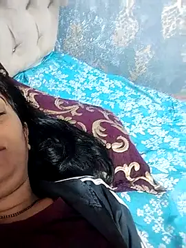 Snapshot of Manmohini123 chatting on 03-09-25, 02:39 Manmohini123 online show from 03-09-25, 02:39