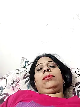 Snapshot of Manmohini123 chatting on 03-16-25, 11:38 Manmohini123 online show from 03-16-25, 11:38