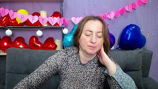 Abby Taylorr online show from 02-02-25, 01:41