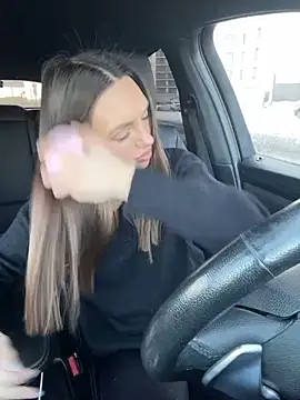 Snapshot of AngelinaMoore chatting on 02-18-26, 12:12 AngelinaMoore online show from 02-18-26, 12:12