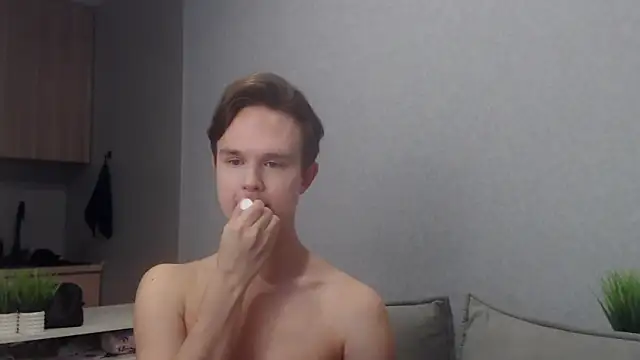 Snapshot of MartinMendez chatting on 03-07-26, 11:40 MartinMendez online show from 03-07-26, 11:40