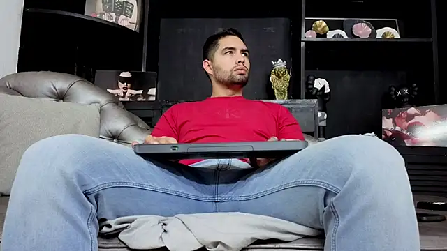 Snapshot of matteosantos chatting on 10-30-25, 11:55 matteosantos online show from 10-30-25, 11:55