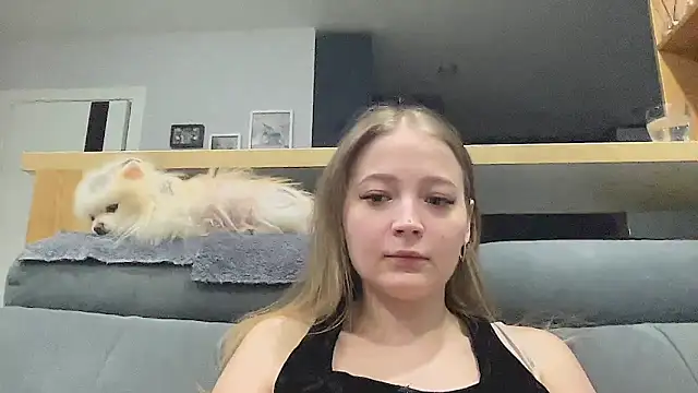 CharmingSarah online show from 04-29-26, 04:22