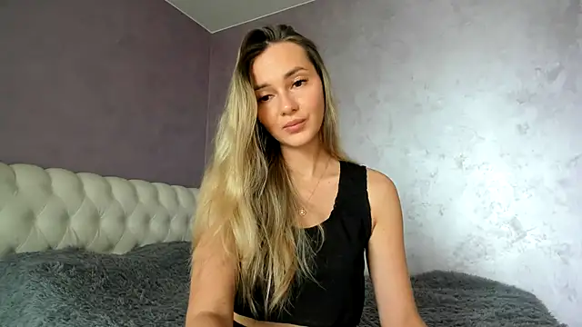  DarkRose  online show from 05-13-26, 12:35
