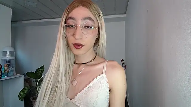 NicoleCortez online show from 01-23-25, 09:39