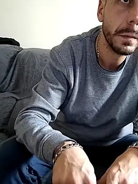 Snapshot of LoGaNfree88 chatting on 02-18-25, 10:05 LoGaNfree88 online show from 02-18-25, 10:05