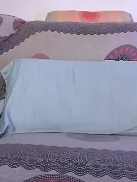 LoGaNfree88 online show from 11-22-25, 01:37