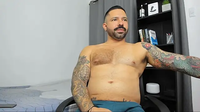 Pierre Vidal online show from 03-16-25, 01:17