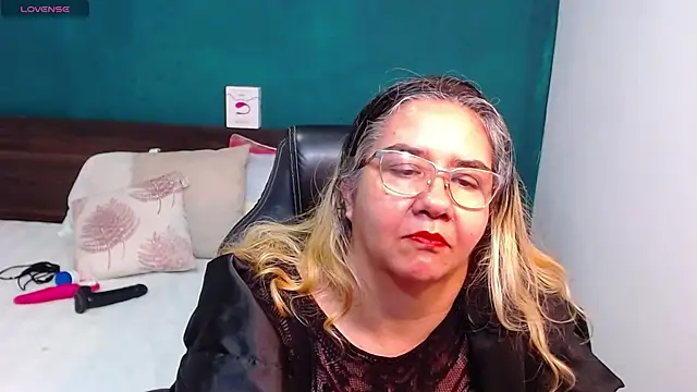 scaelettdubois online show from 02-27-25, 02:42