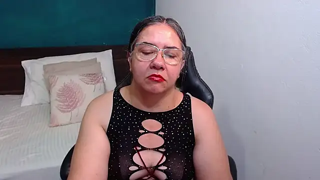 scaelettdubois online show from 11-15-25, 11:10