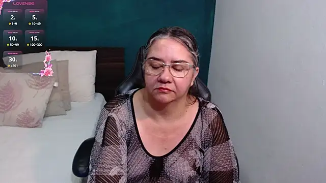 scaelettdubois online show from 02-18-26, 01:34