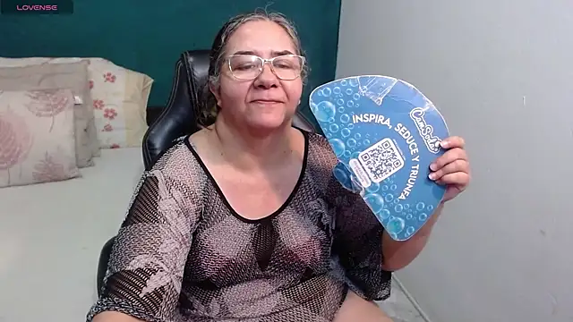 scaelettdubois online show from 05-09-26, 02:50