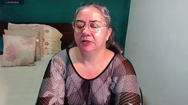 scaelettdubois online show from 06-22-26, 07:38