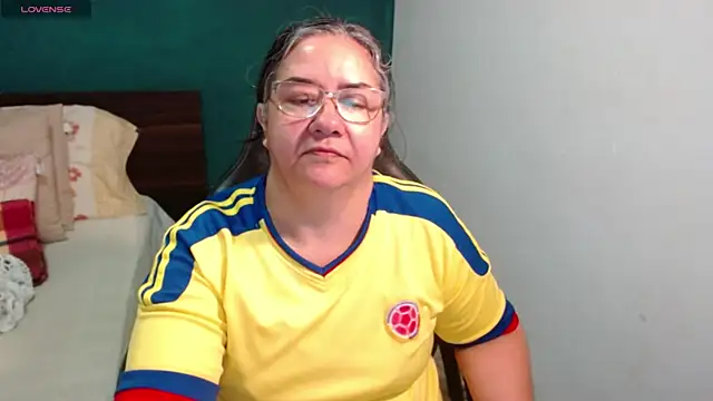 scaelettdubois online show from 06-24-26, 02:43