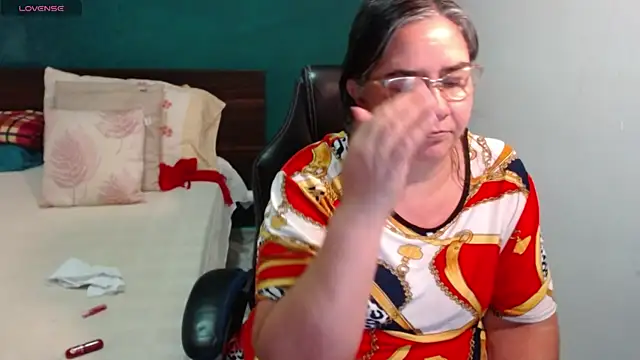 scaelettdubois online show from 06-29-26, 11:49