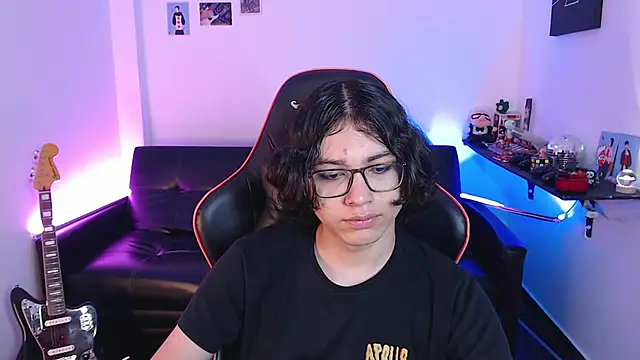 malik harrison   online show from 12-10-24, 05:44