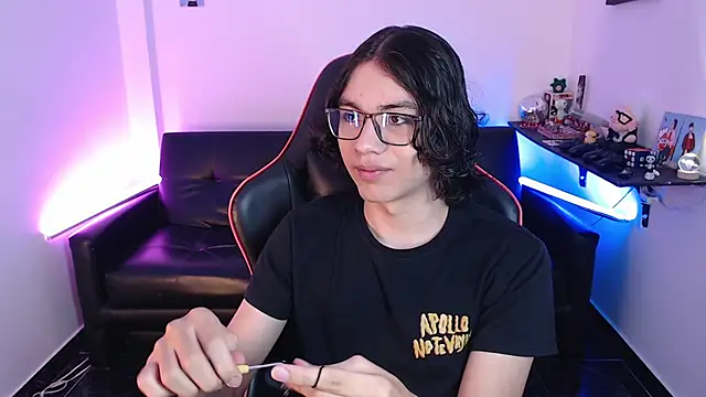 malik harrison   online show from 01-22-25, 02:56