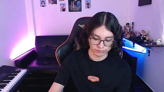 malik harrison   online show from 02-07-25, 04:46