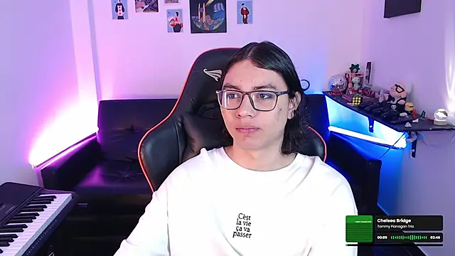 malik harrison   online show from 02-08-25, 02:16