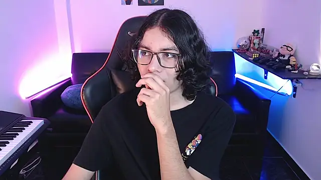 malik harrison   online show from 02-24-25, 02:15