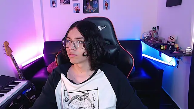 malik harrison   online show from 03-18-25, 06:37