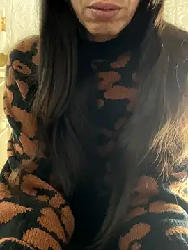 SHARONRodrig online show from 10-22-25, 03:56