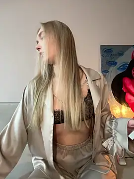 MariaTull online show from 05-11-26, 01:50