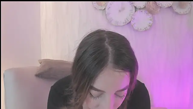 Meredit Lane online show from 06-18-26, 06:56
