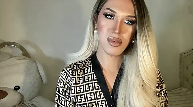 Ts glamxxxx online show from 02-07-25, 06:35