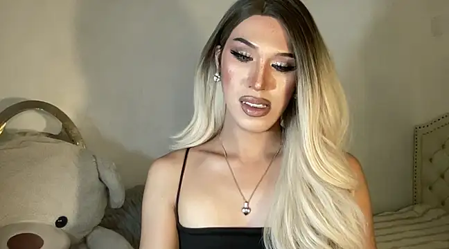 Ts glamxxxx online show from 02-13-25, 06:09