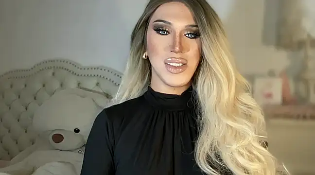 Ts glamxxxx online show from 03-20-25, 01:48