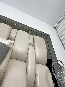 ALISSON FOXXX1 online show from 10-15-25, 08:53