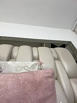 Snapshot of ALISSON_FOXXX1 chatting on 02-10-26, 10:58 ALISSON FOXXX1 online show from 02-10-26, 10:58