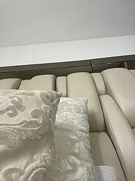 Snapshot of ALISSON_FOXXX1 chatting on 03-09-26, 10:47 ALISSON FOXXX1 online show from 03-09-26, 10:47