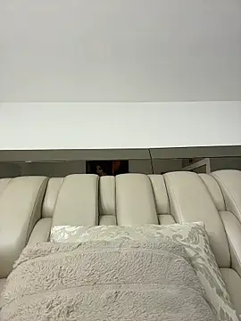 Snapshot of ALISSON_FOXXX1 chatting on 03-20-26, 10:47 ALISSON FOXXX1 online show from 03-20-26, 10:47