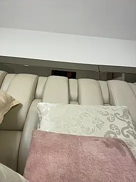 Snapshot of ALISSON_FOXXX1 chatting on 03-21-26, 10:57 ALISSON FOXXX1 online show from 03-21-26, 10:57