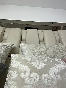 Snapshot of ALISSON_FOXXX1 chatting on 03-25-26, 10:49 ALISSON FOXXX1 online show from 03-25-26, 10:49