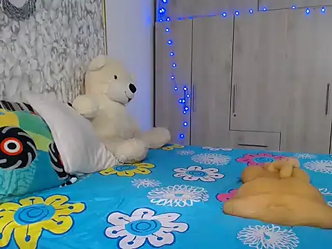 agatfox online show from 12-20-25, 06:04